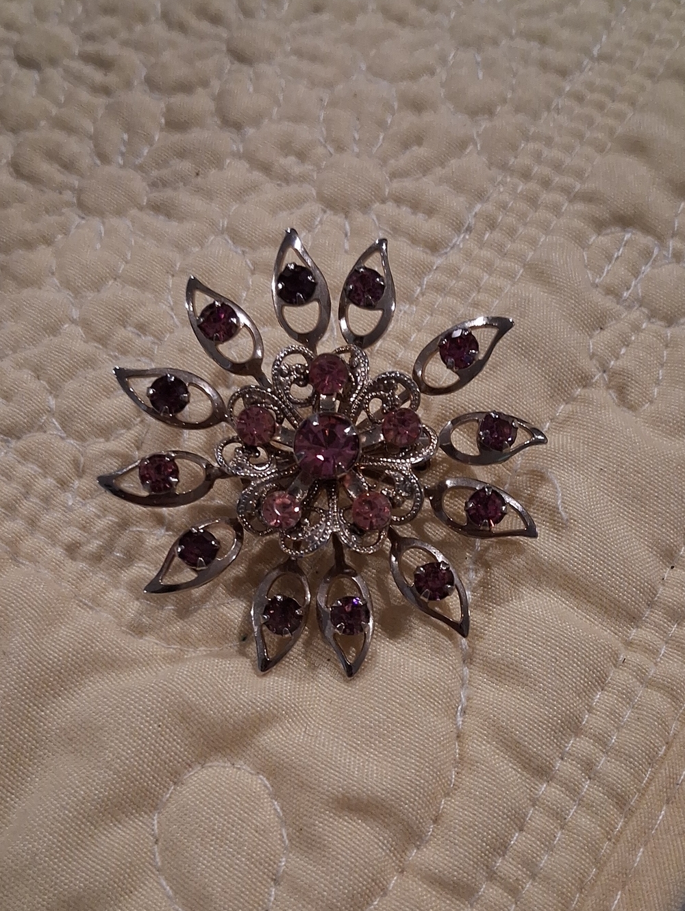 Vintage-Inspired Purple Crystal Flower Brooch - Glass